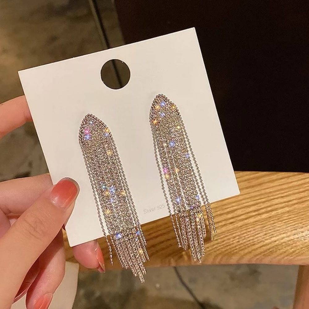 18K white gold plated tassels earrings - Picture 2 of 2